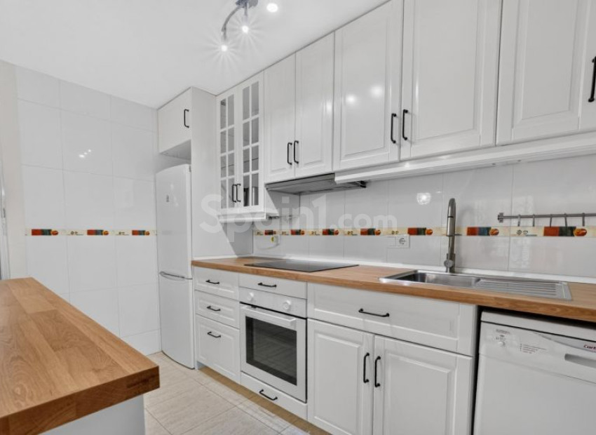 Resale - Apartment -
Orihuela Costa - Playa Flamenca