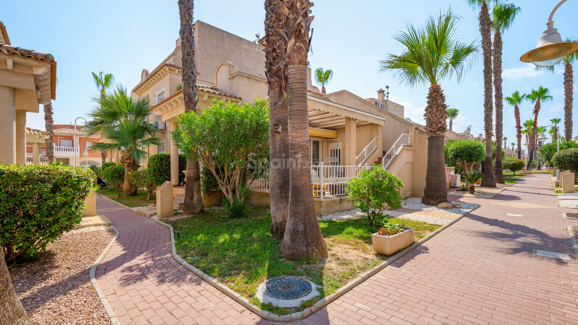 Resale - Apartment -
Orihuela Costa - Playa Flamenca
