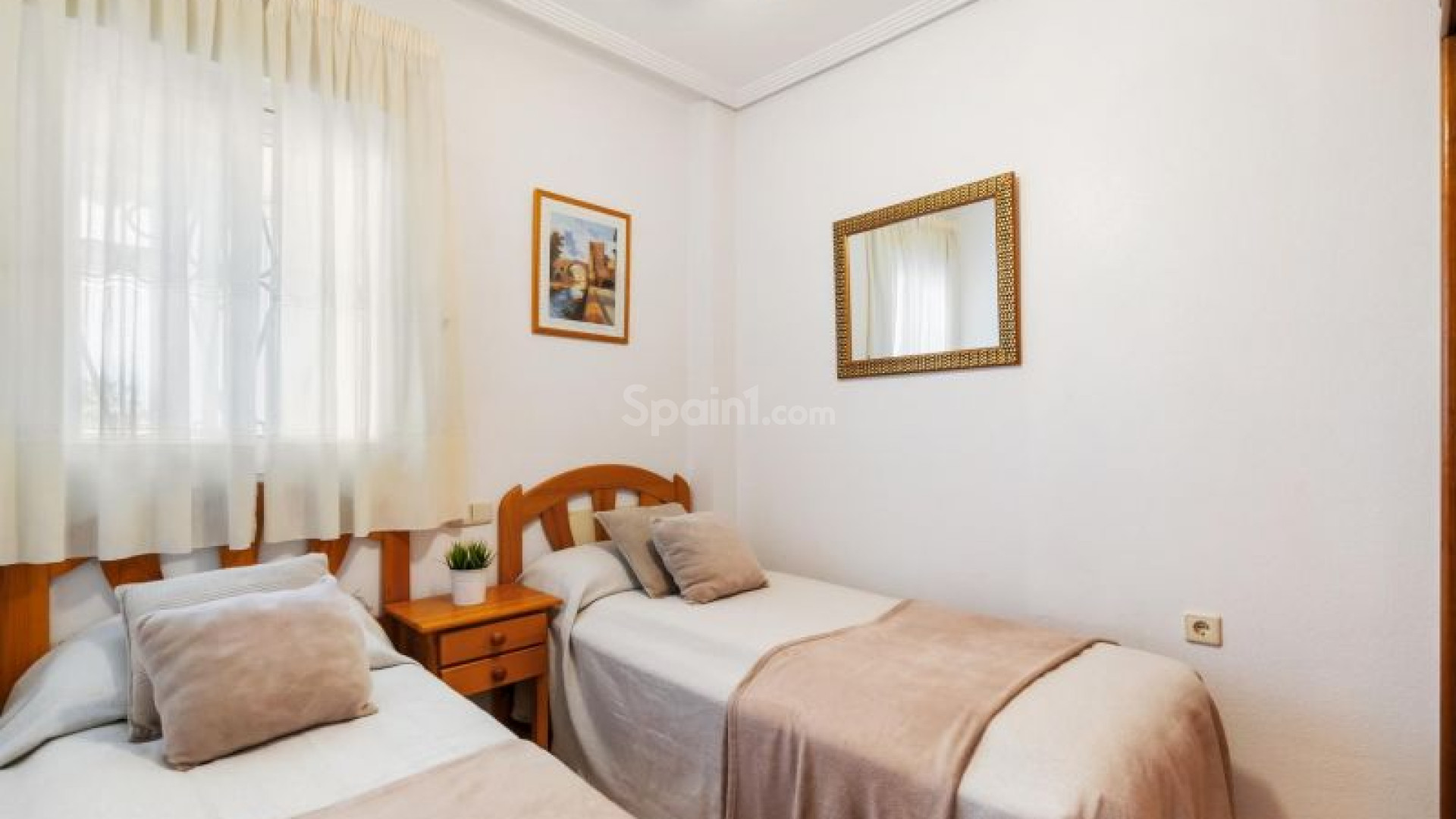 Resale - Apartment -
Orihuela Costa - Punta Prima