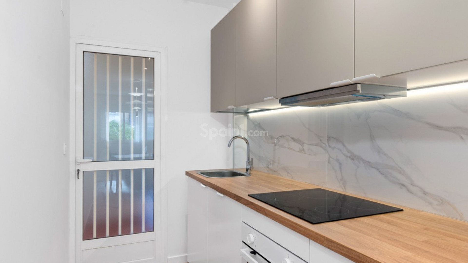 Resale - Apartment -
Orihuela Costa - Punta Prima