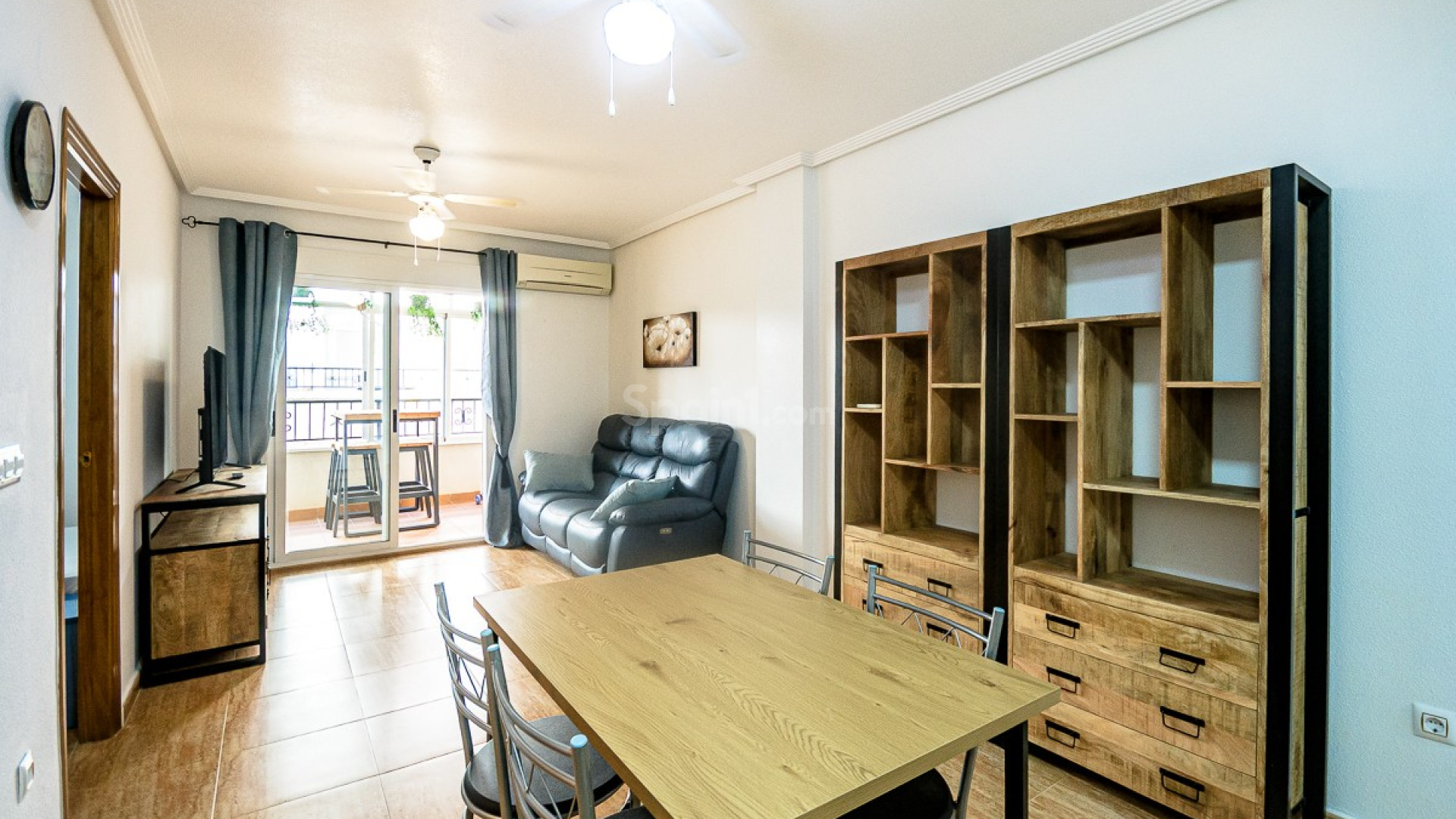 Resale - Apartment -
ORIHUELA COSTA - Punta Prima