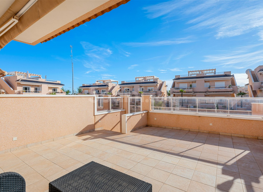 Resale - Apartment -
ORIHUELA COSTA - Punta Prima