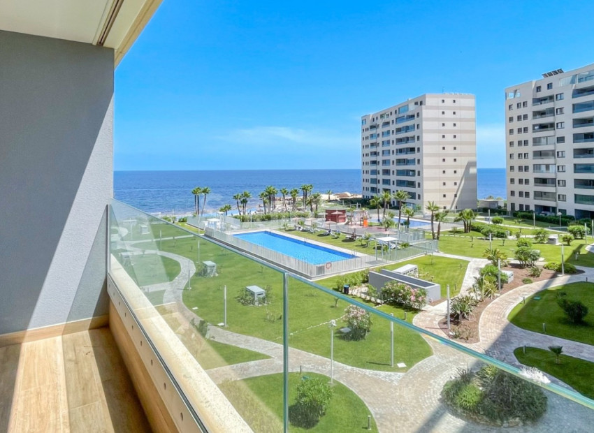 Resale - Apartment -
Orihuela Costa - Punta Prima