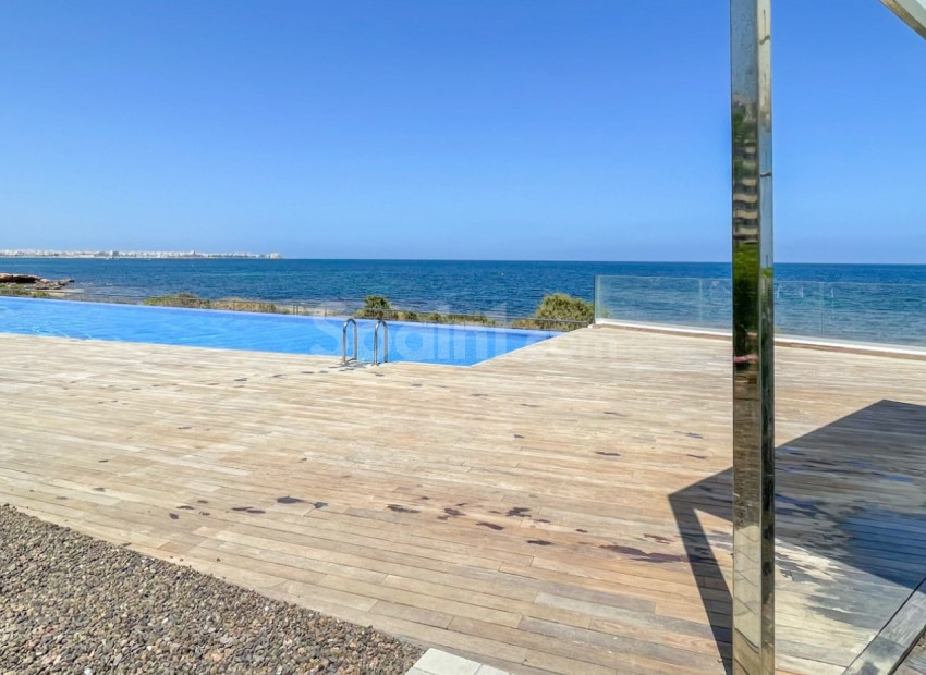 Resale - Apartment -
Orihuela Costa - Punta Prima