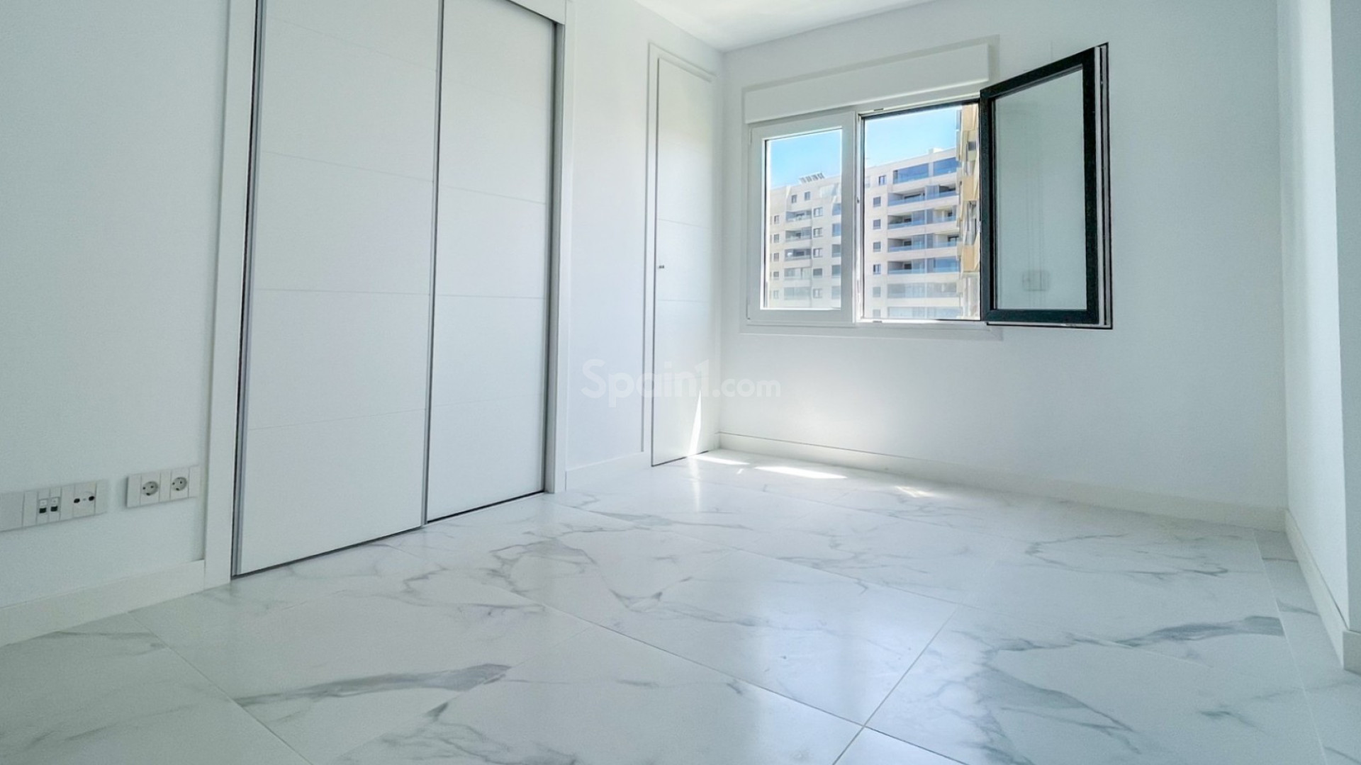Resale - Apartment -
Orihuela Costa - Punta Prima