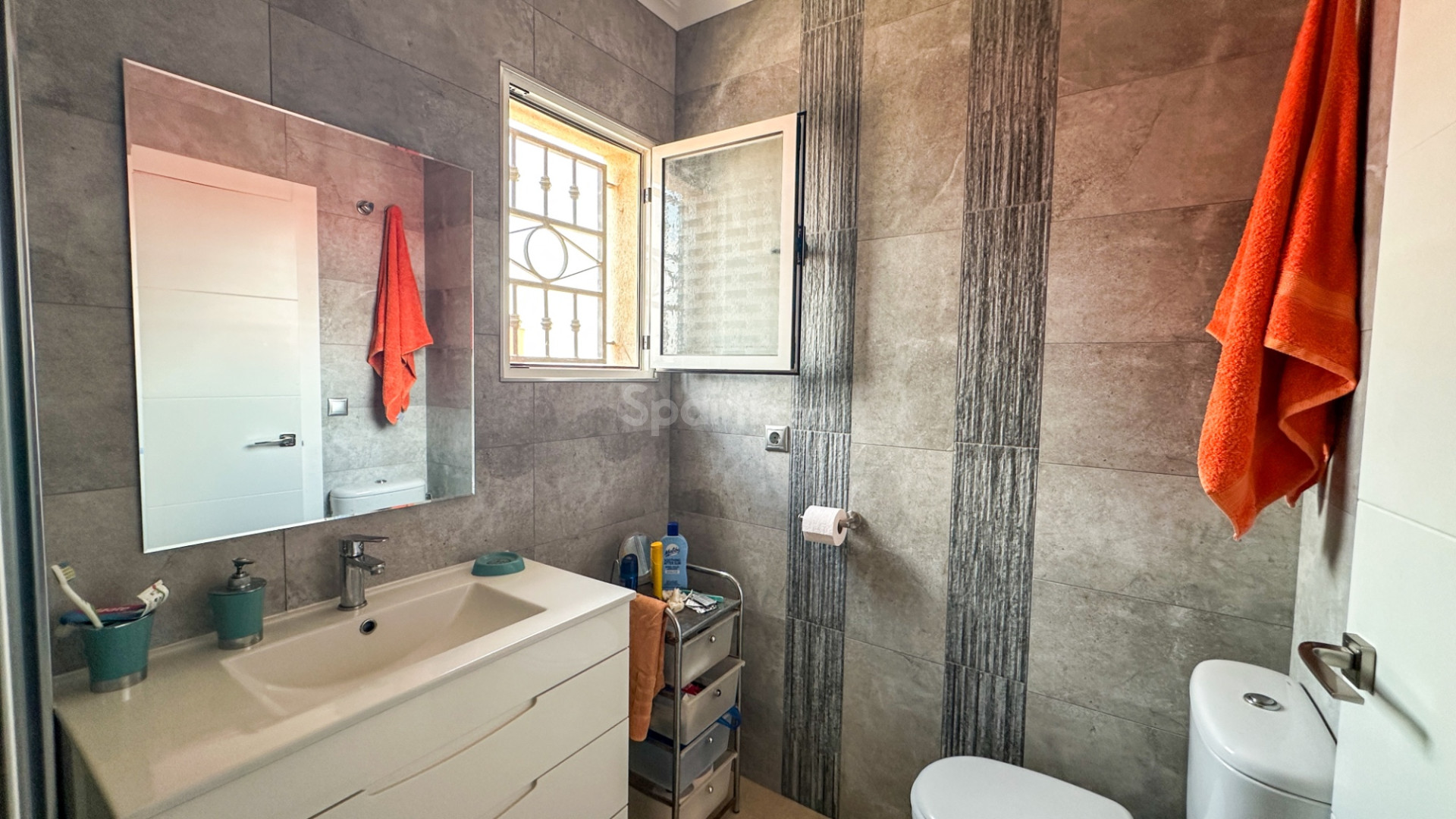 Resale - Apartment -
Orihuela Costa - Punta Prima