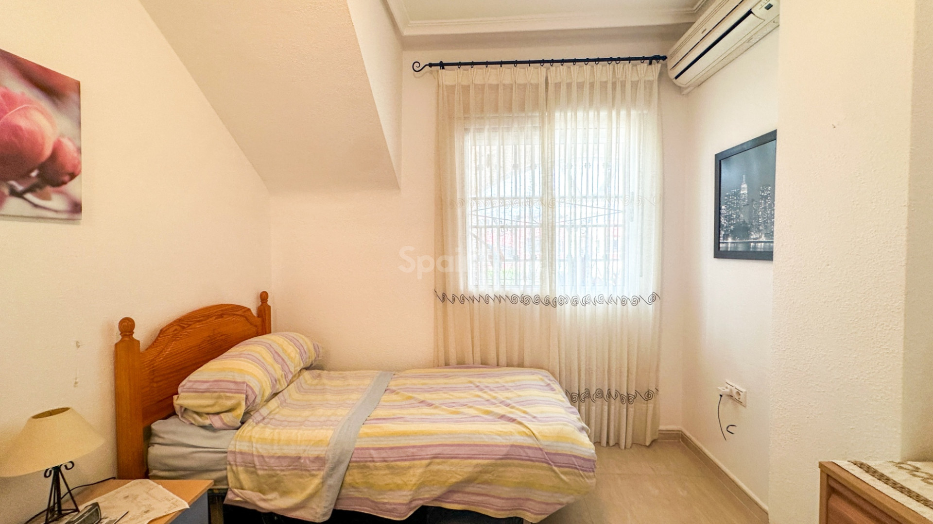 Resale - Apartment -
Orihuela Costa - Punta Prima