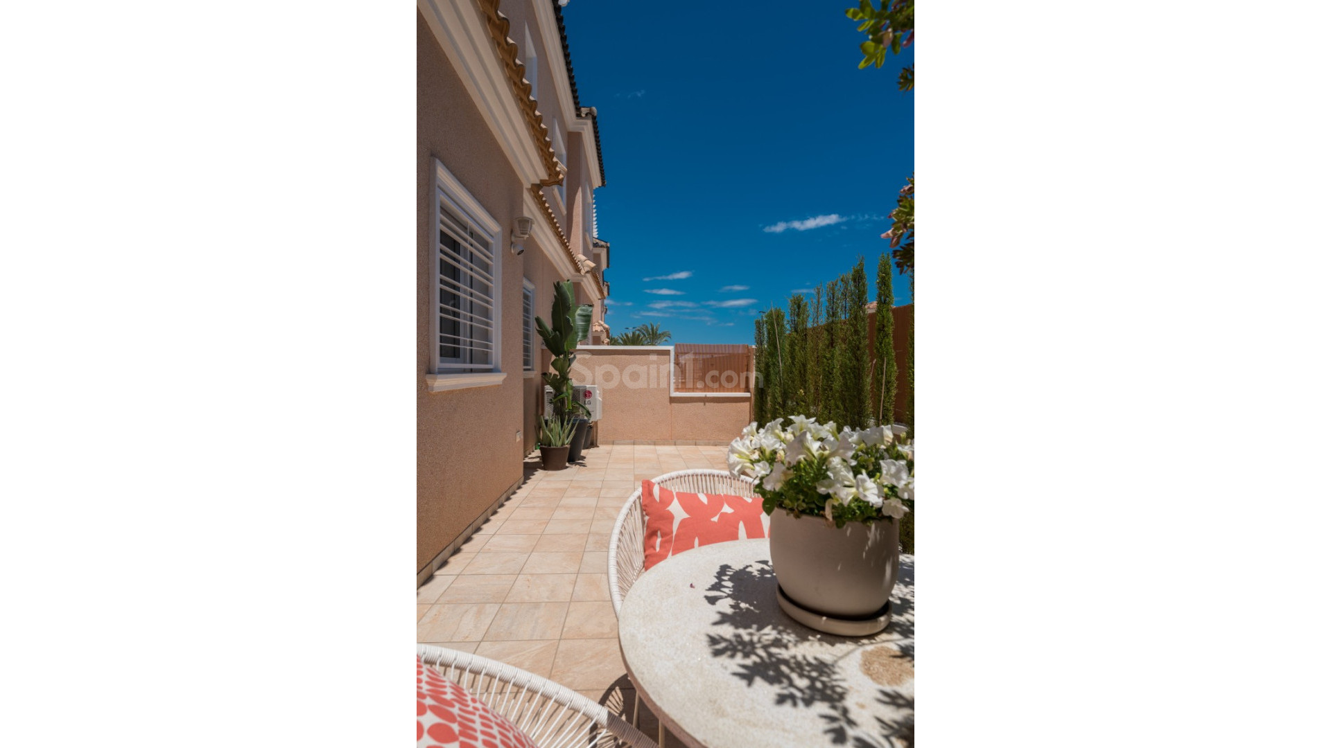 Resale - Apartment -
Orihuela Costa - Punta Prima