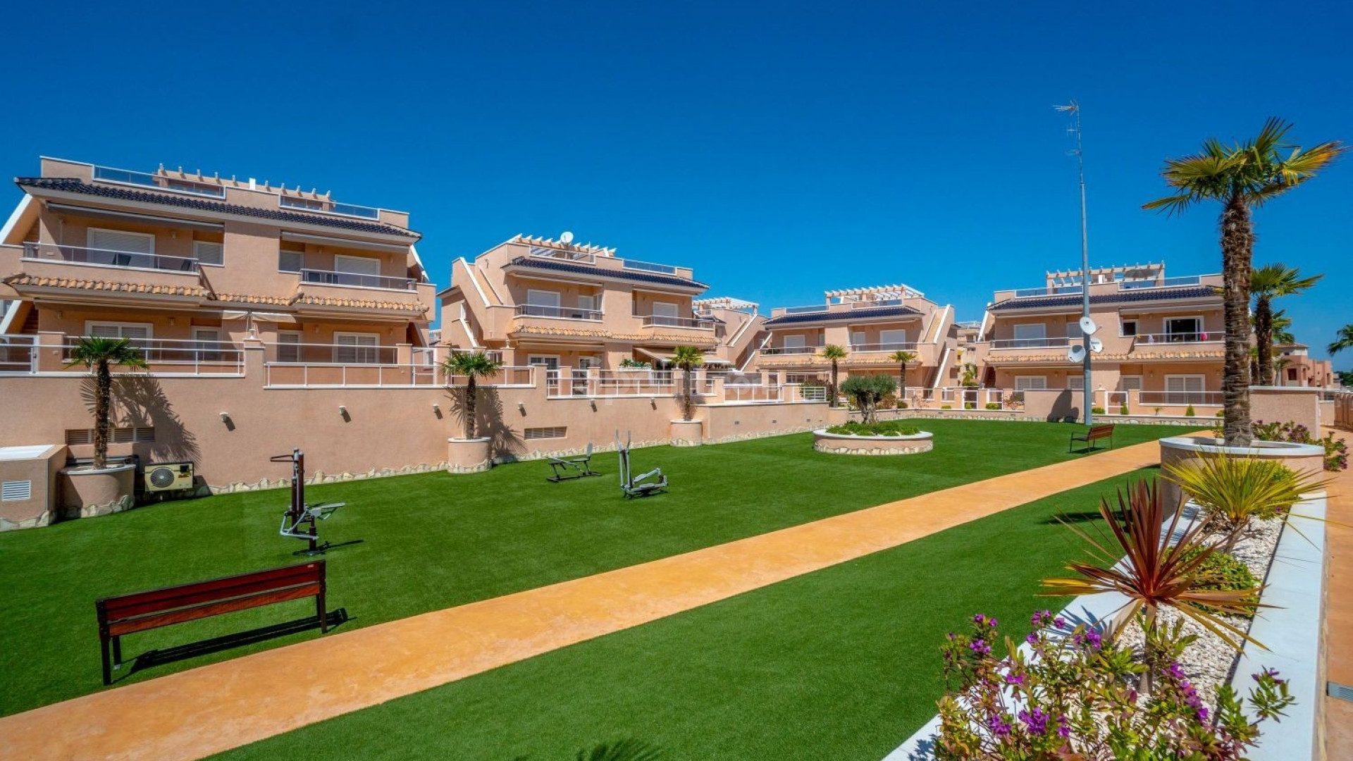 Resale - Apartment -
Orihuela Costa - Punta Prima