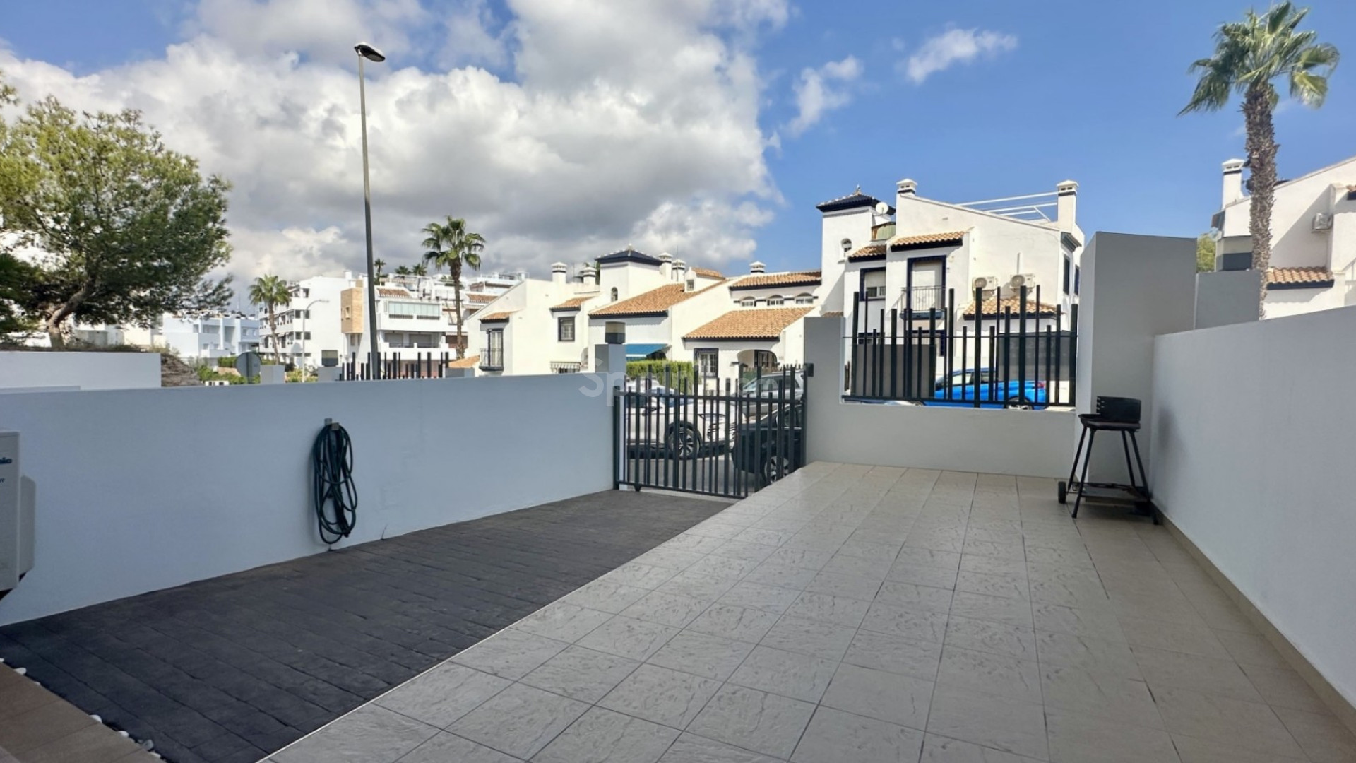 Resale - Apartment -
Orihuela Costa - Villamartin