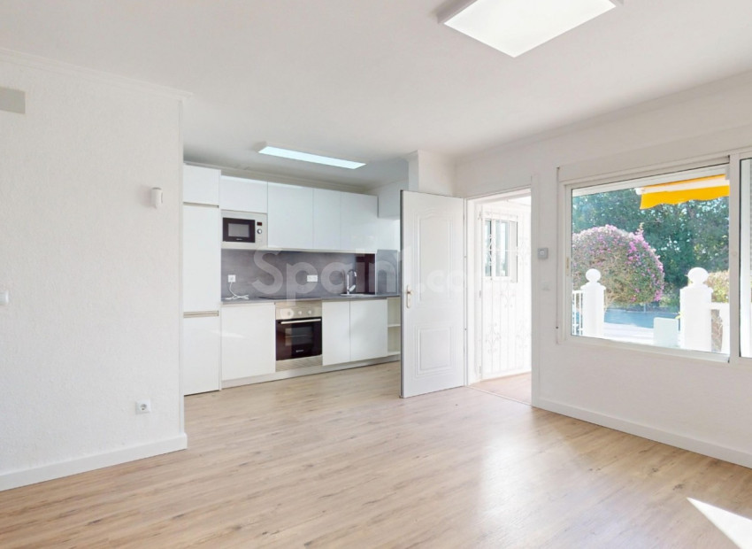 Resale - Apartment -
Orihuela Costa - Villamartin