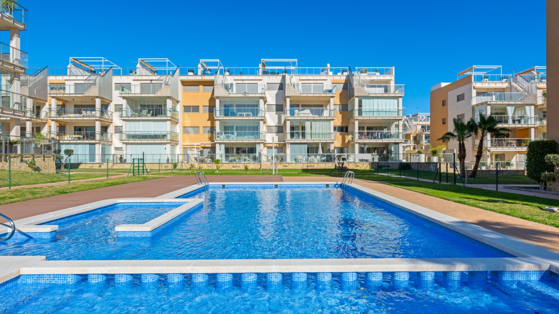 Resale - Apartment -
Orihuela Costa - Villamartin