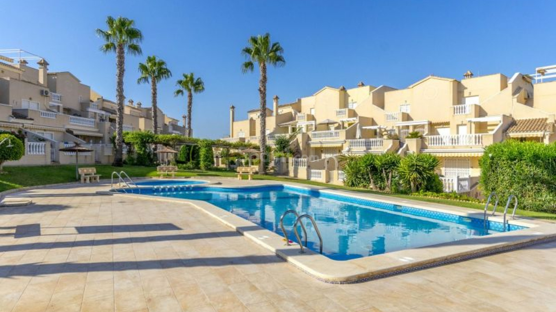 Resale - Apartment -
Orihuela Costa