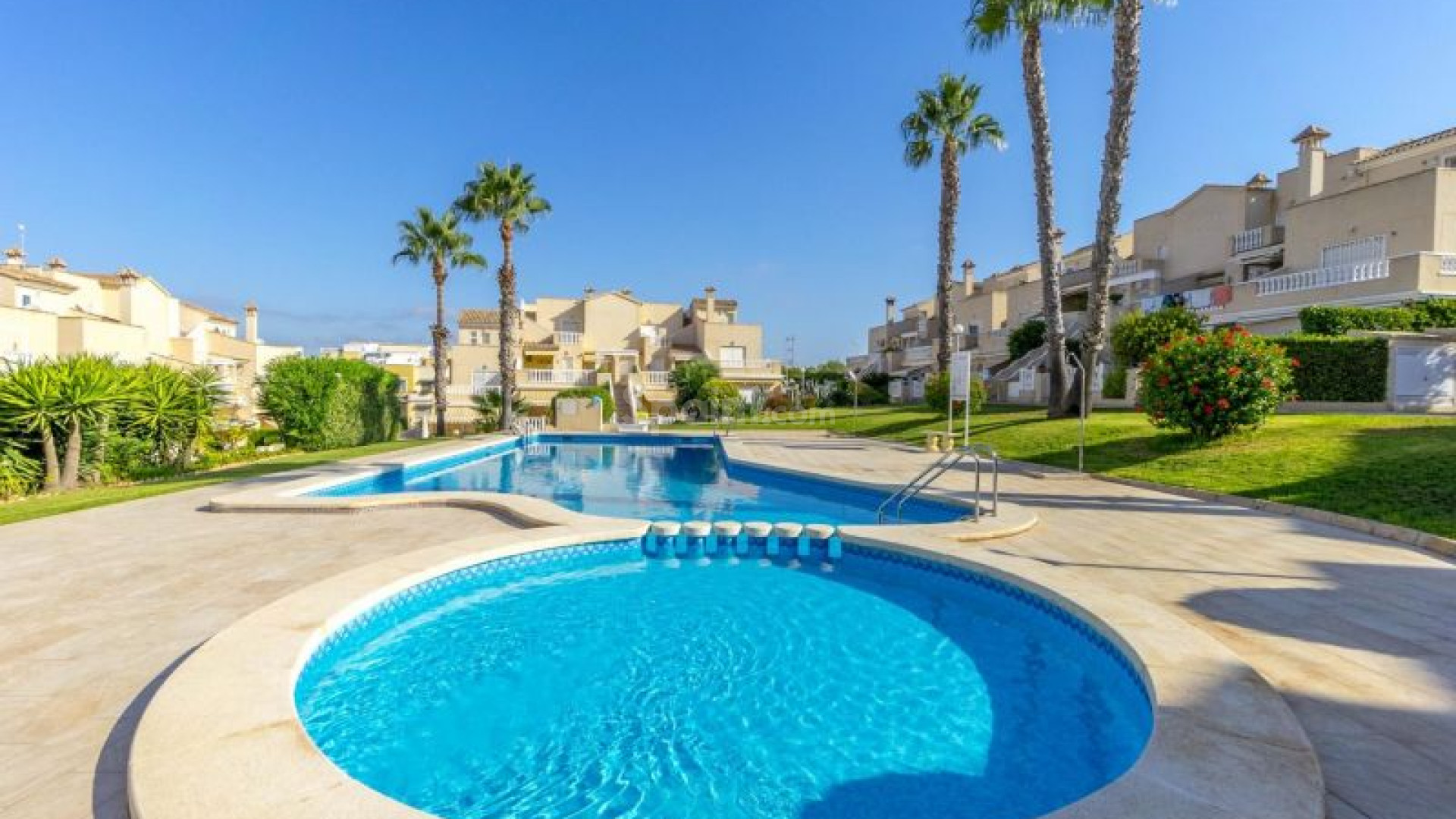 Resale - Apartment -
Orihuela Costa