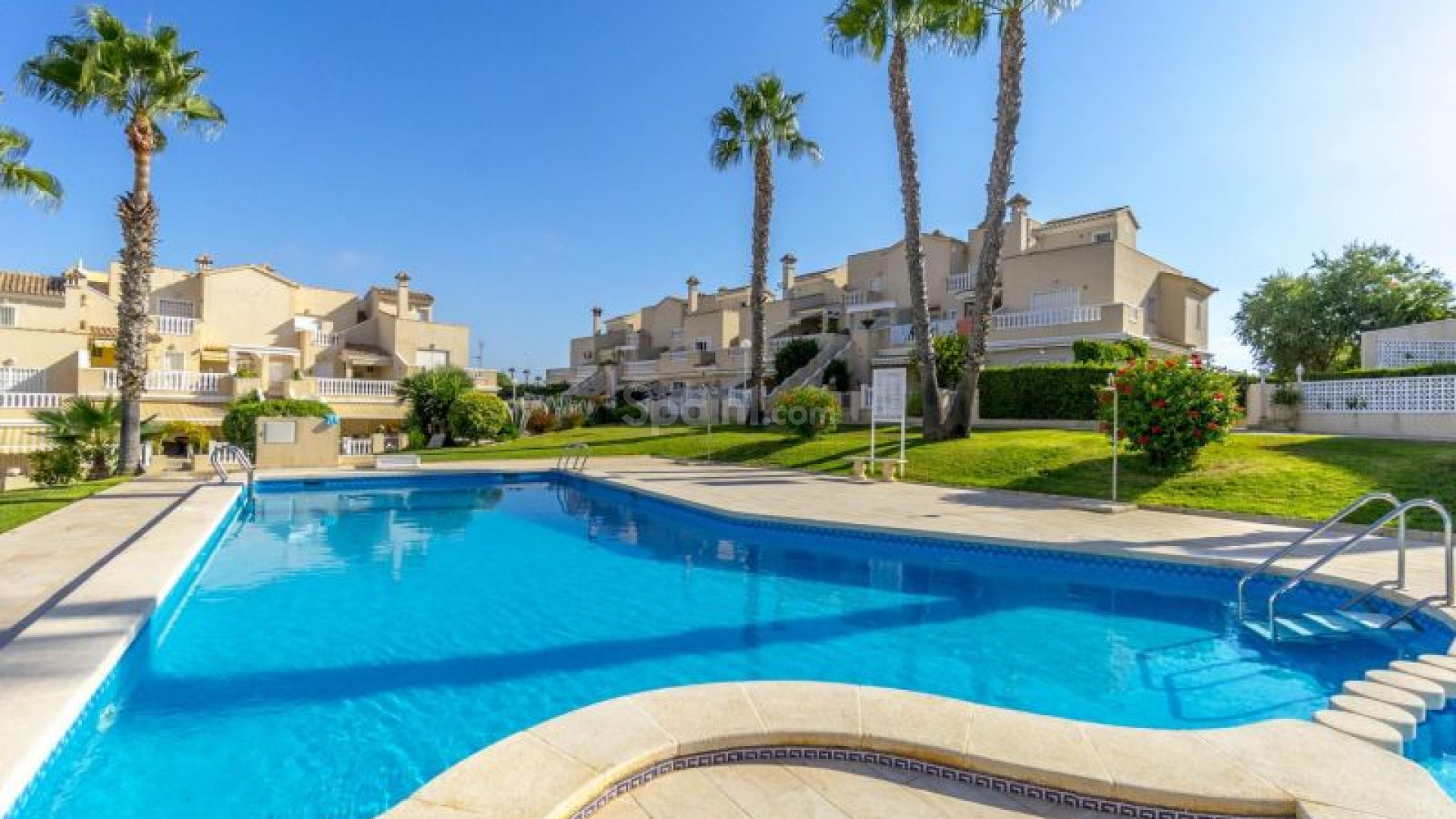 Resale - Apartment -
Orihuela Costa