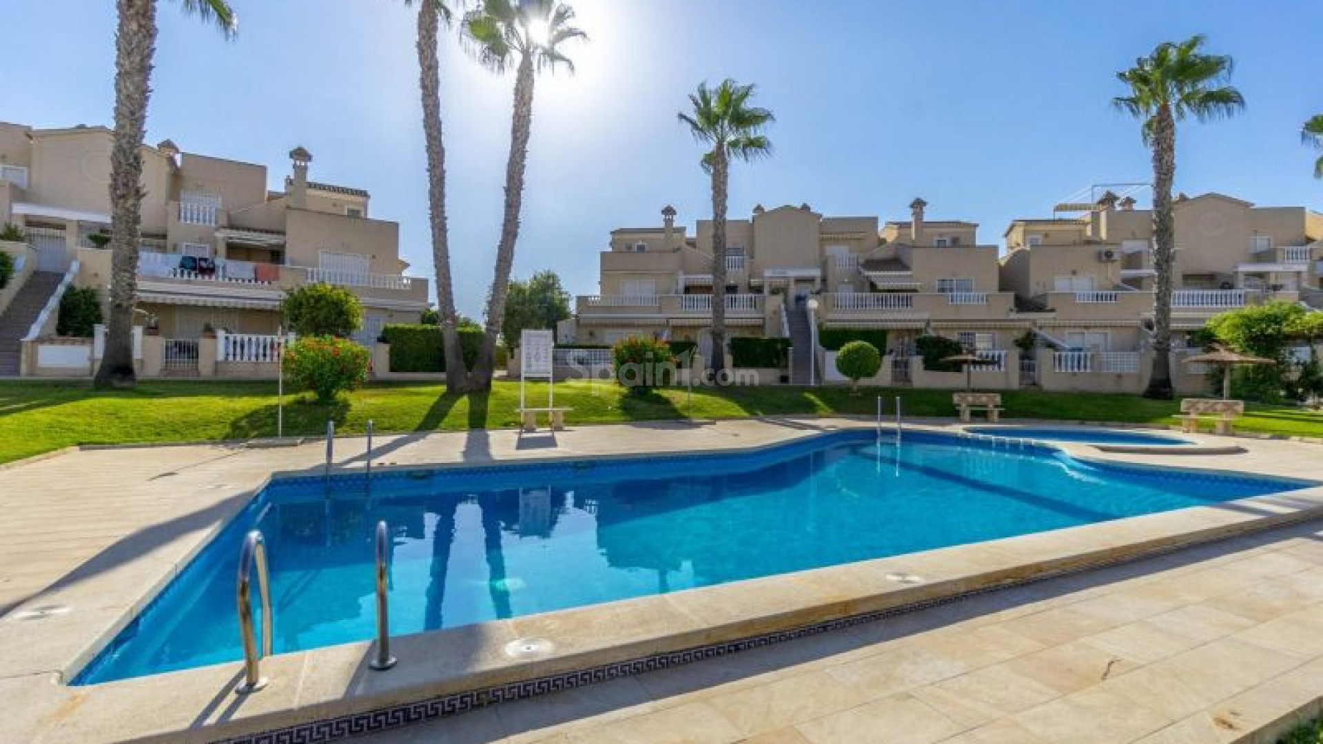 Resale - Apartment -
Orihuela Costa