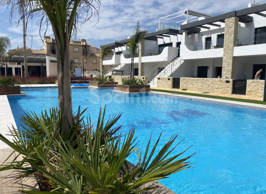 Resale - Apartment -
Orihuela Costa