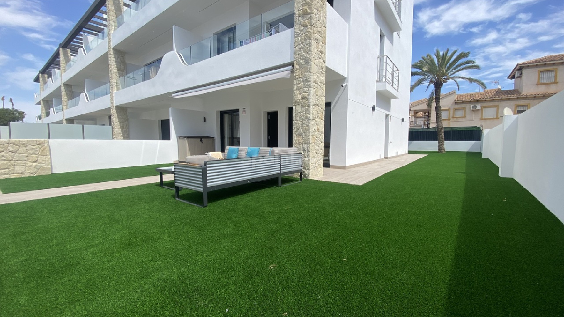 Resale - Apartment -
Orihuela Costa