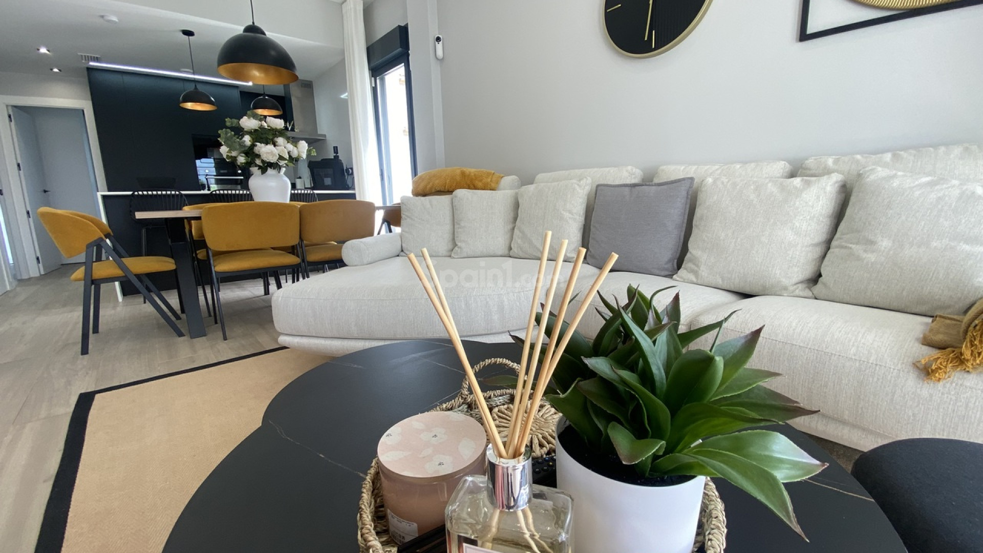 Resale - Apartment -
Orihuela Costa
