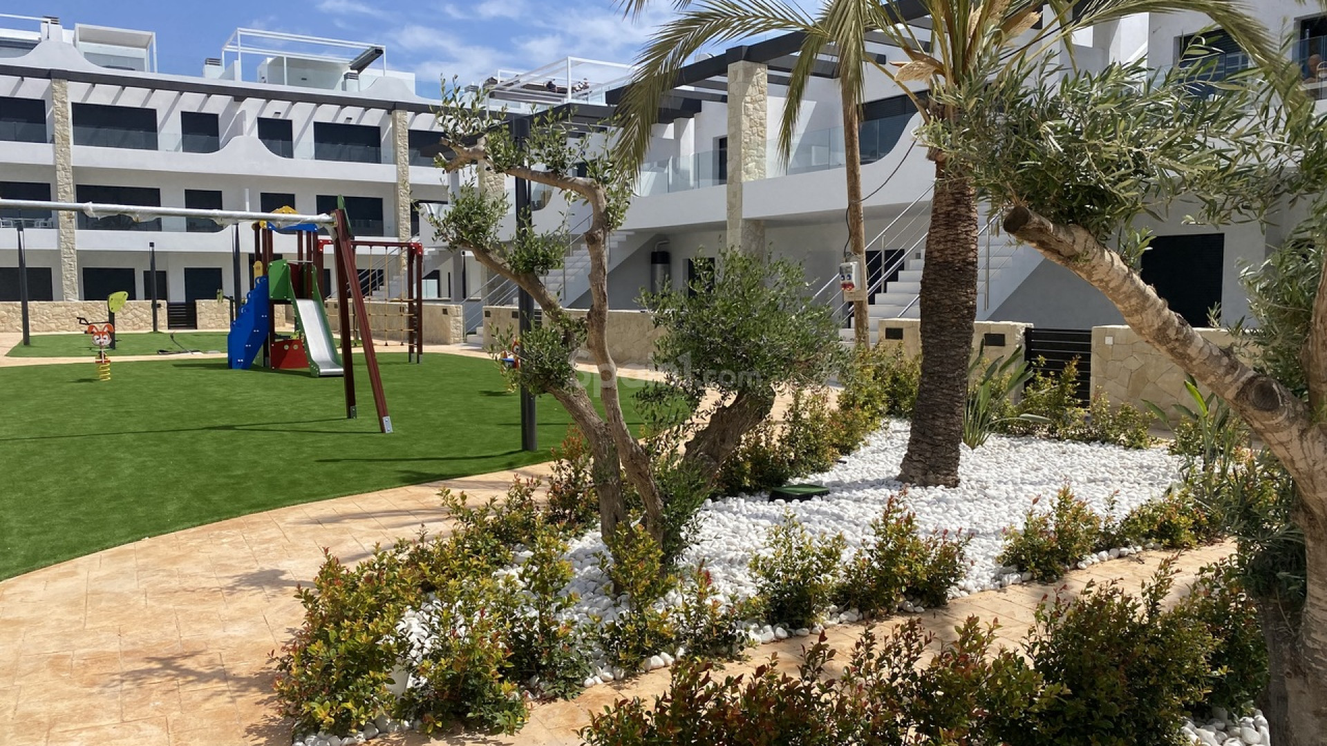 Resale - Apartment -
Orihuela Costa