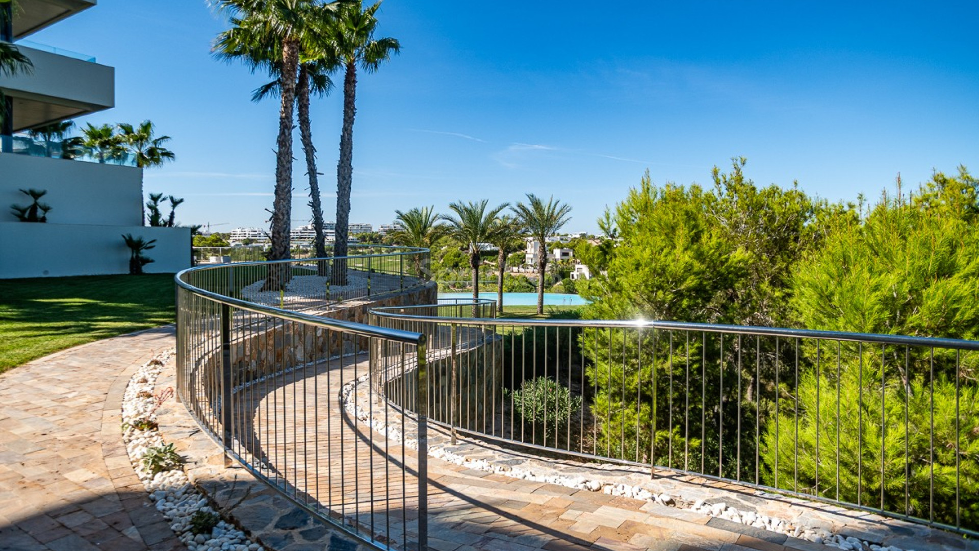 Resale - Apartment -
ORIHUELA - LAS COLINAS GOLF RESORT