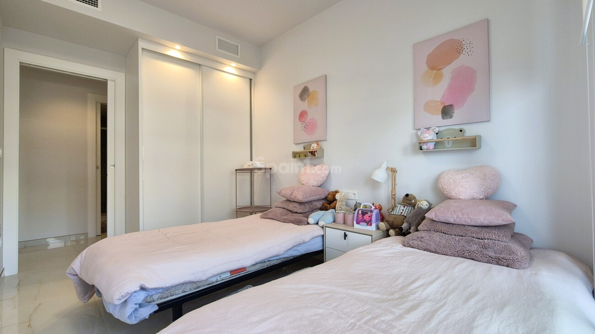 Resale - Apartment -
Playa Flamenca - Costa Blanca