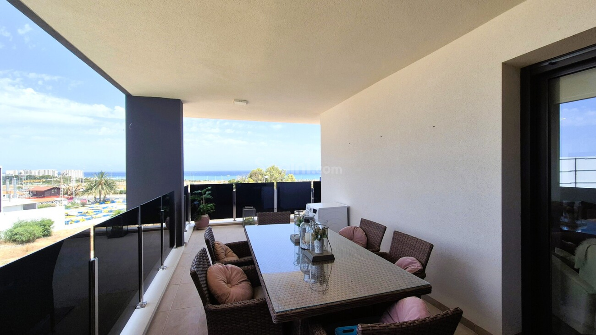 Resale - Apartment -
Playa Flamenca - Costa Blanca
