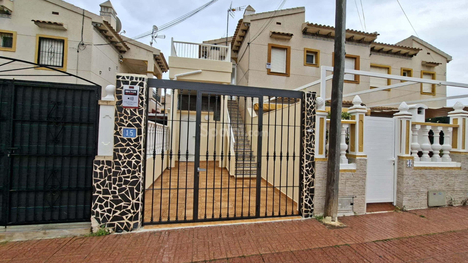 Resale - Apartment -
Playa Flamenca - Res. San Antonio