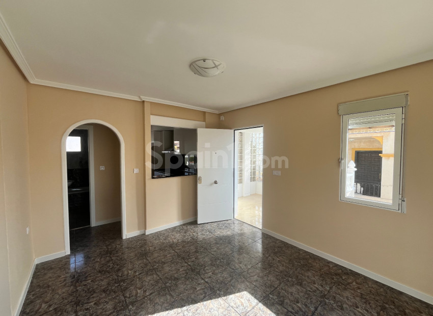 Resale - Apartment -
Playa Flamenca - Res. San Antonio