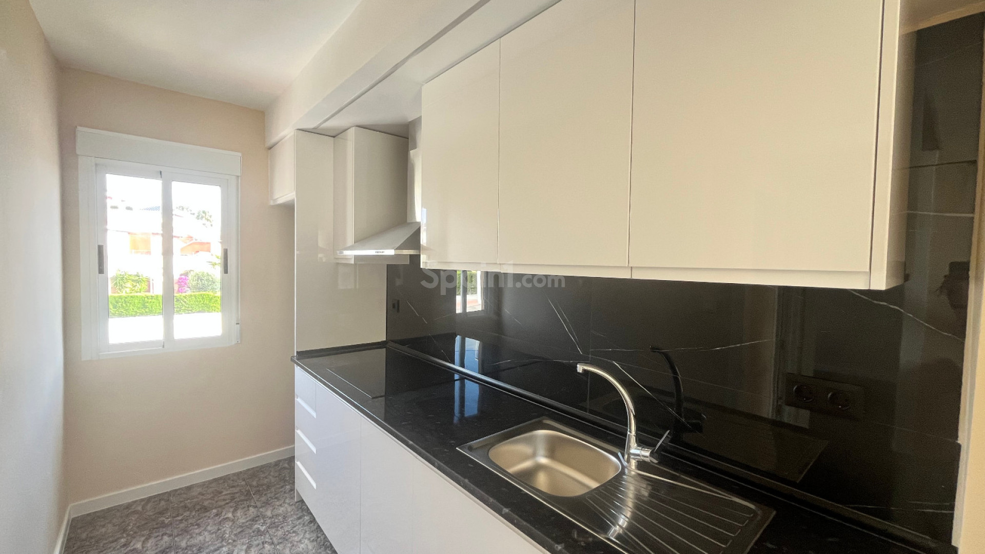 Resale - Apartment -
Playa Flamenca - Res. San Antonio