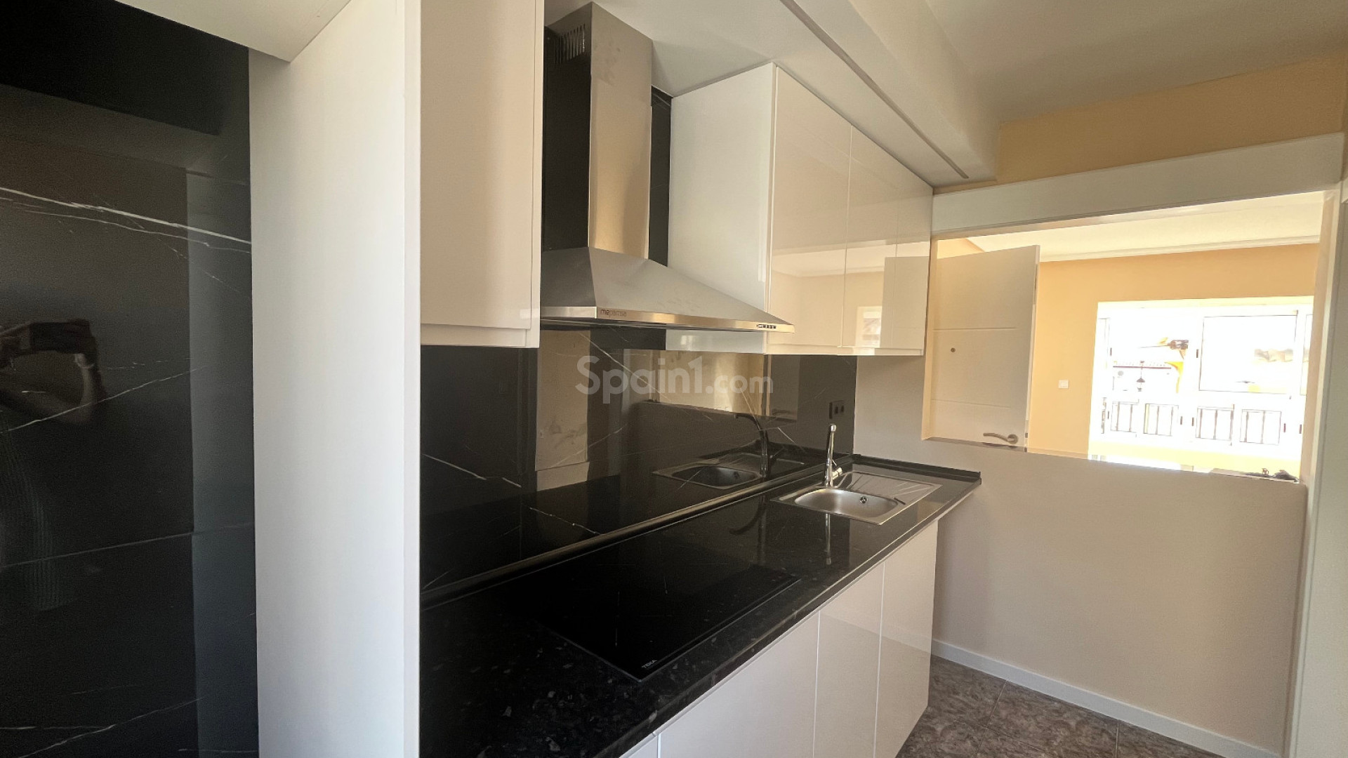Resale - Apartment -
Playa Flamenca - Res. San Antonio