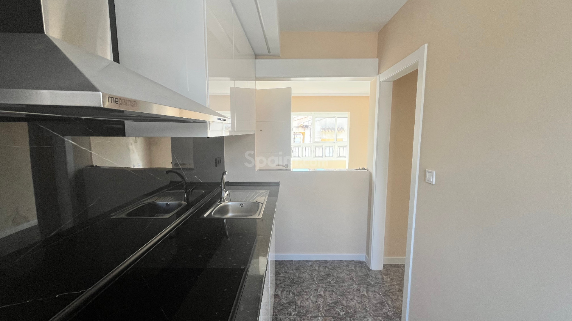 Resale - Apartment -
Playa Flamenca - Res. San Antonio