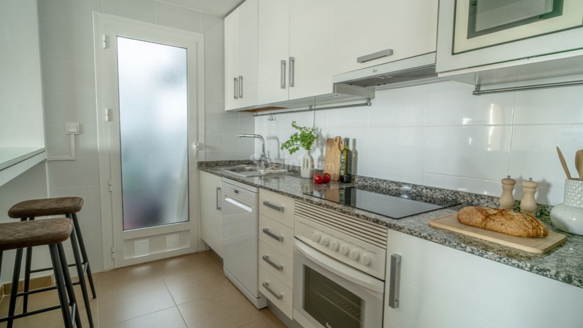 Resale - Apartment -
Playa Flamenca - Zeniamar