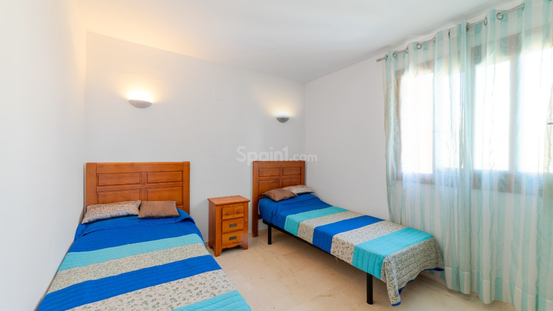 Resale - Apartment -
Punta Prima