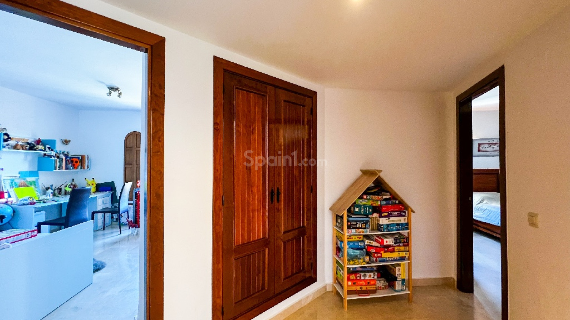 Resale - Apartment -
Punta Prima