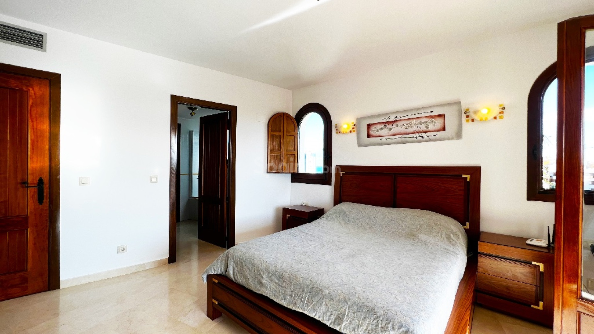 Resale - Apartment -
Punta Prima