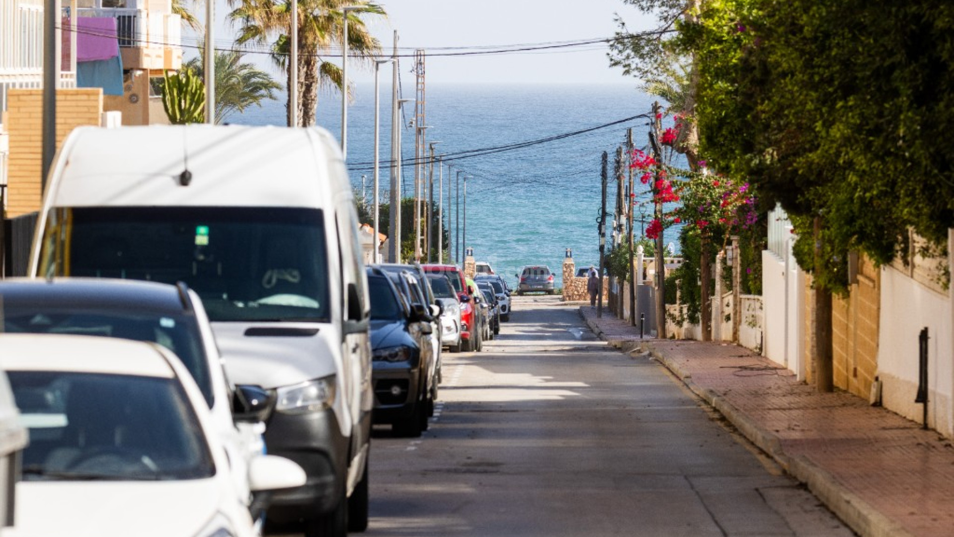 Resale - Apartment -
Punta Prima