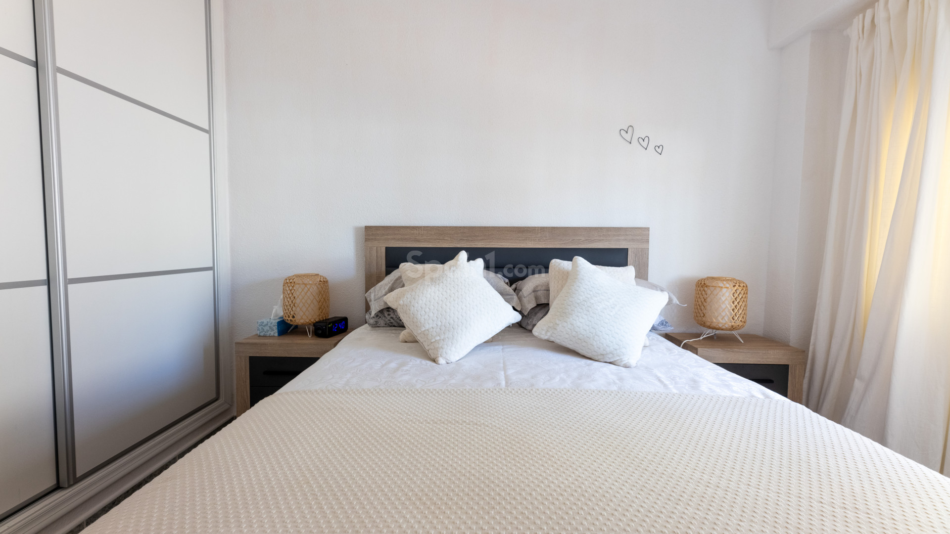 Resale - Apartment -
Punta Prima