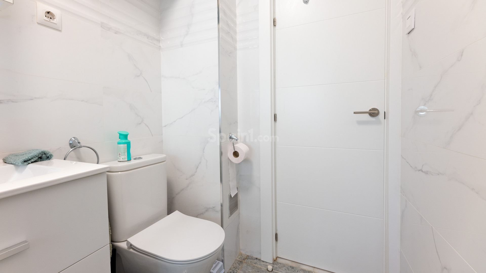 Resale - Apartment -
Punta Prima