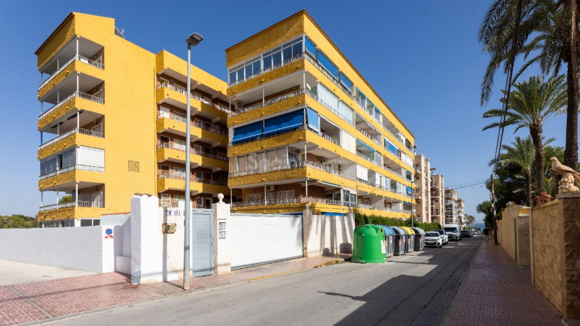 Resale - Apartment -
Punta Prima