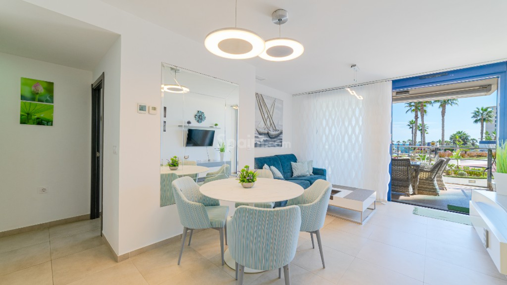 Resale - Apartment -
Punta Prima