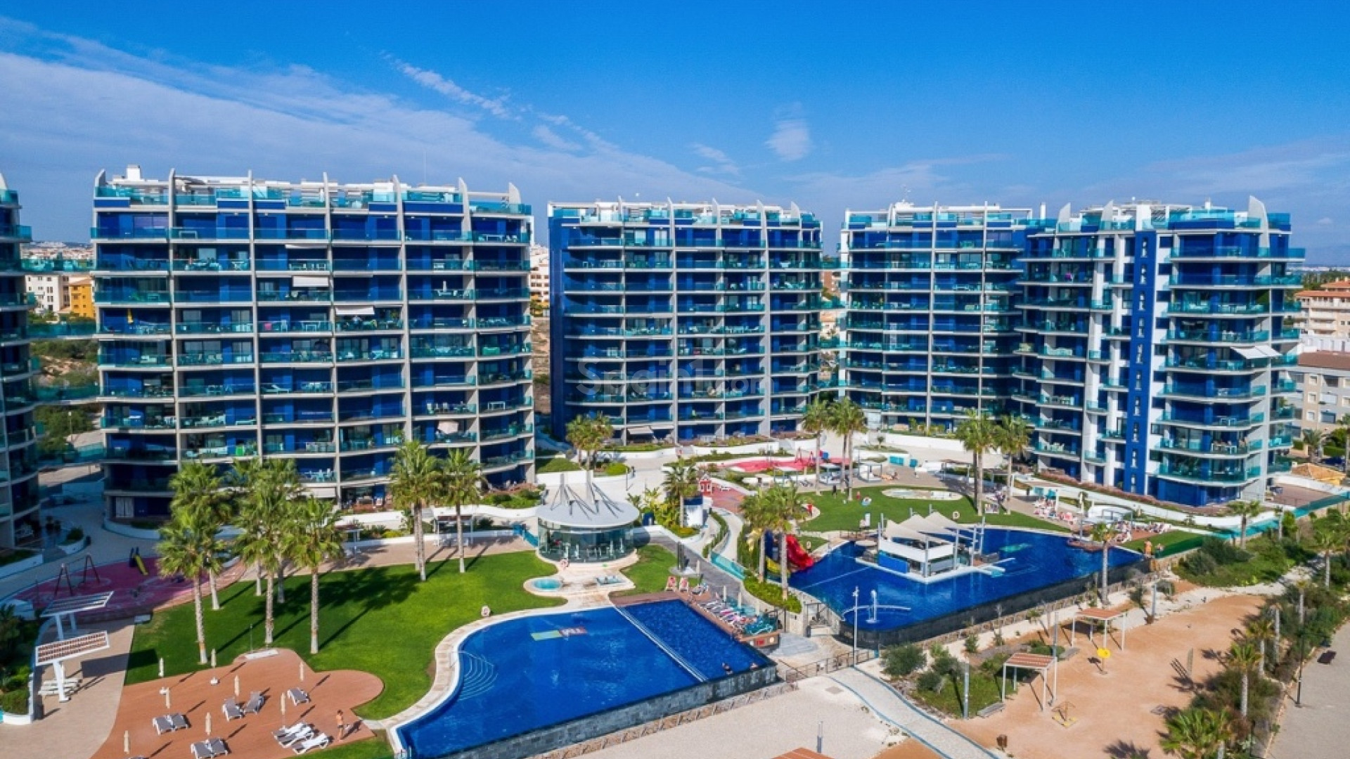 Resale - Apartment -
Punta Prima