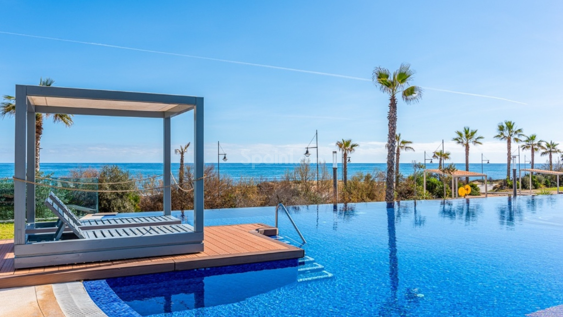 Resale - Apartment -
Punta Prima