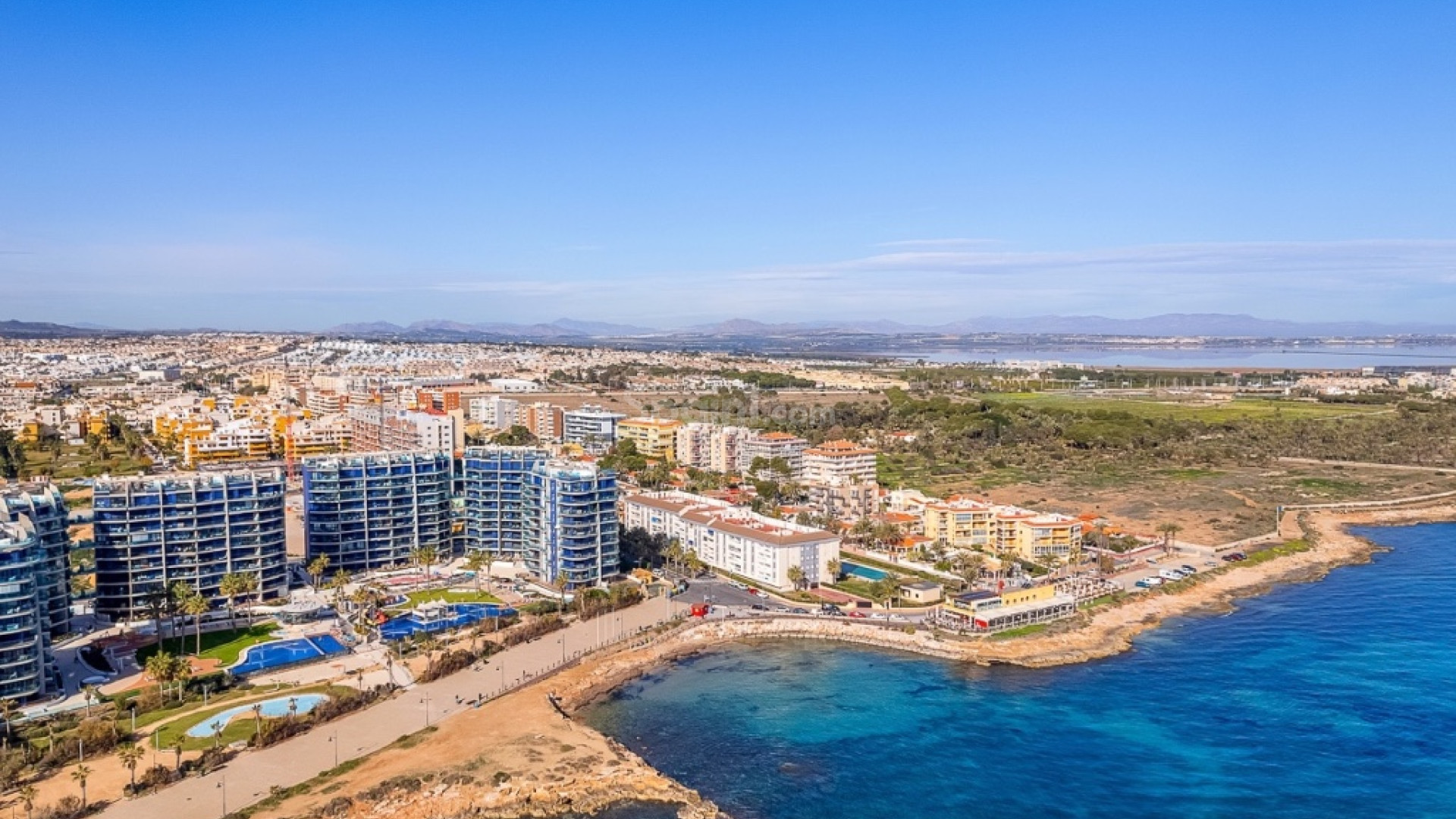 Resale - Apartment -
Punta Prima