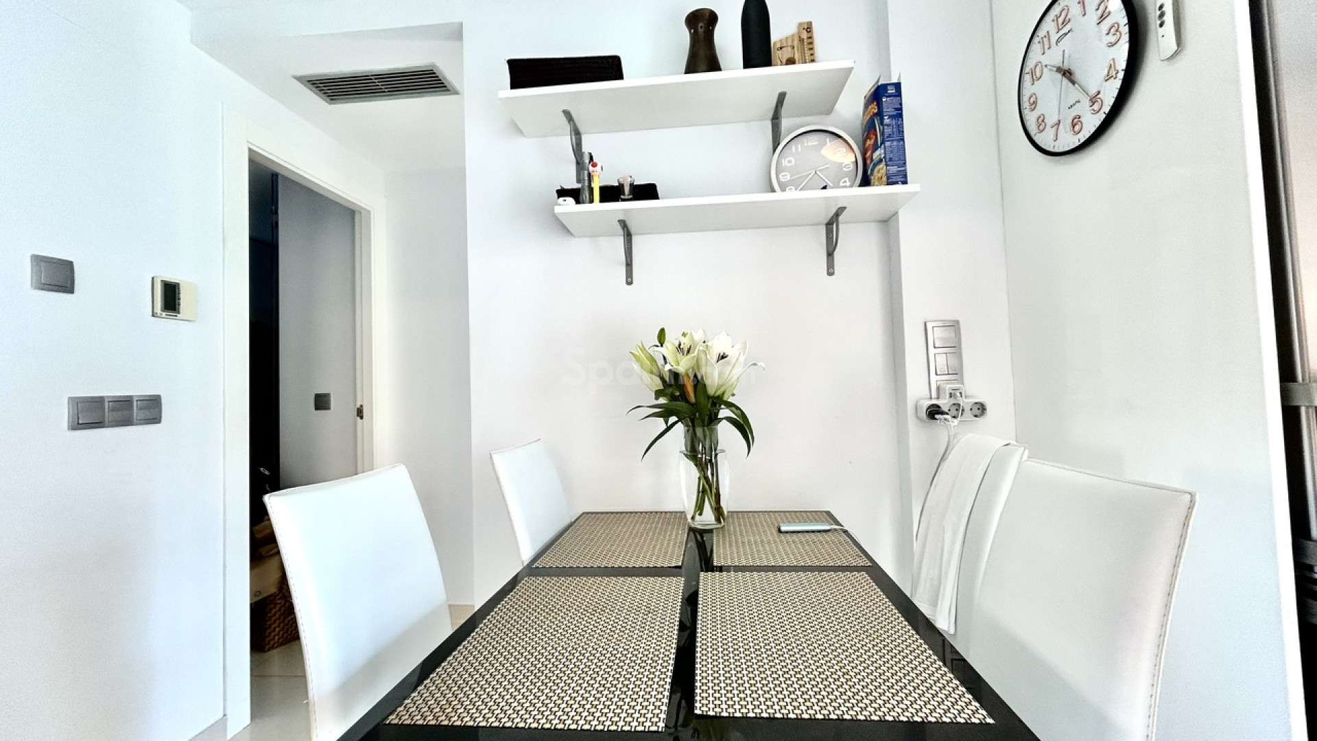 Resale - Apartment -
Punta Prima