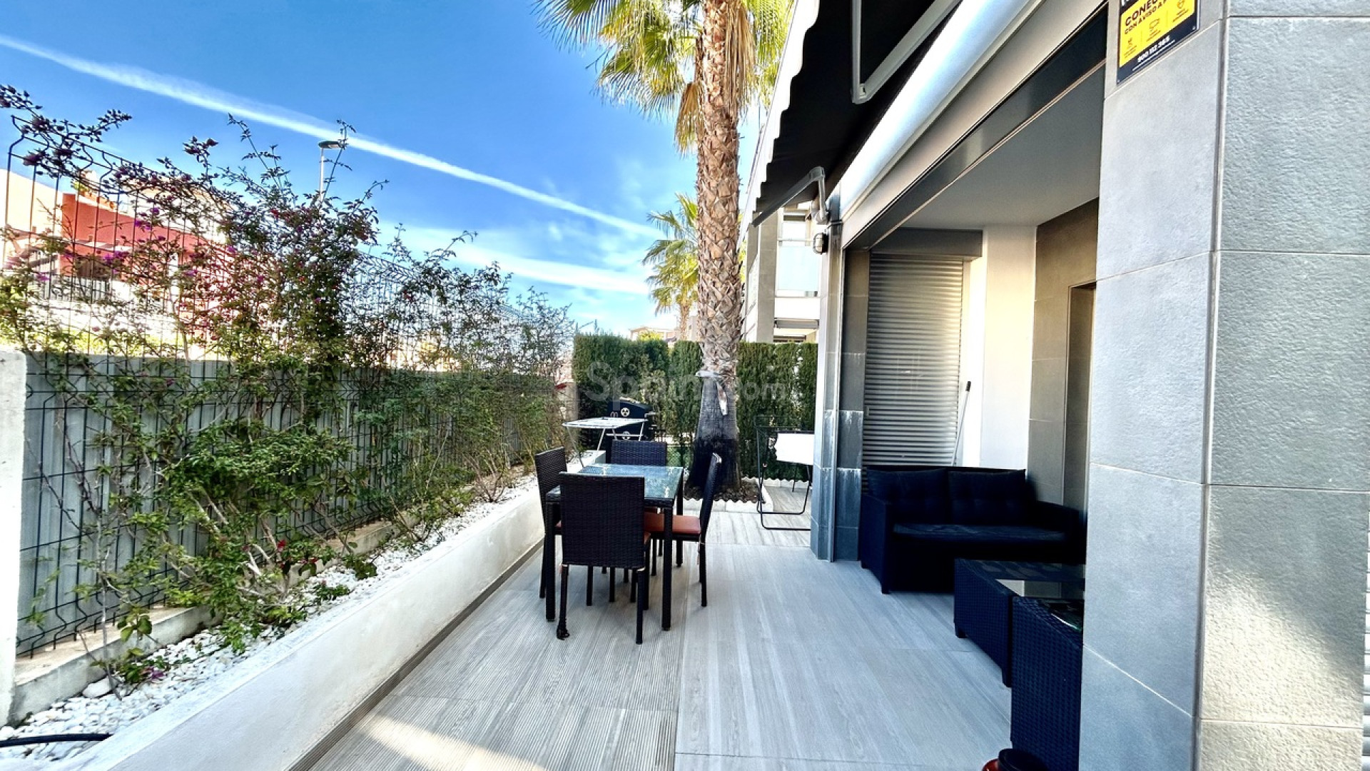 Resale - Apartment -
Punta Prima