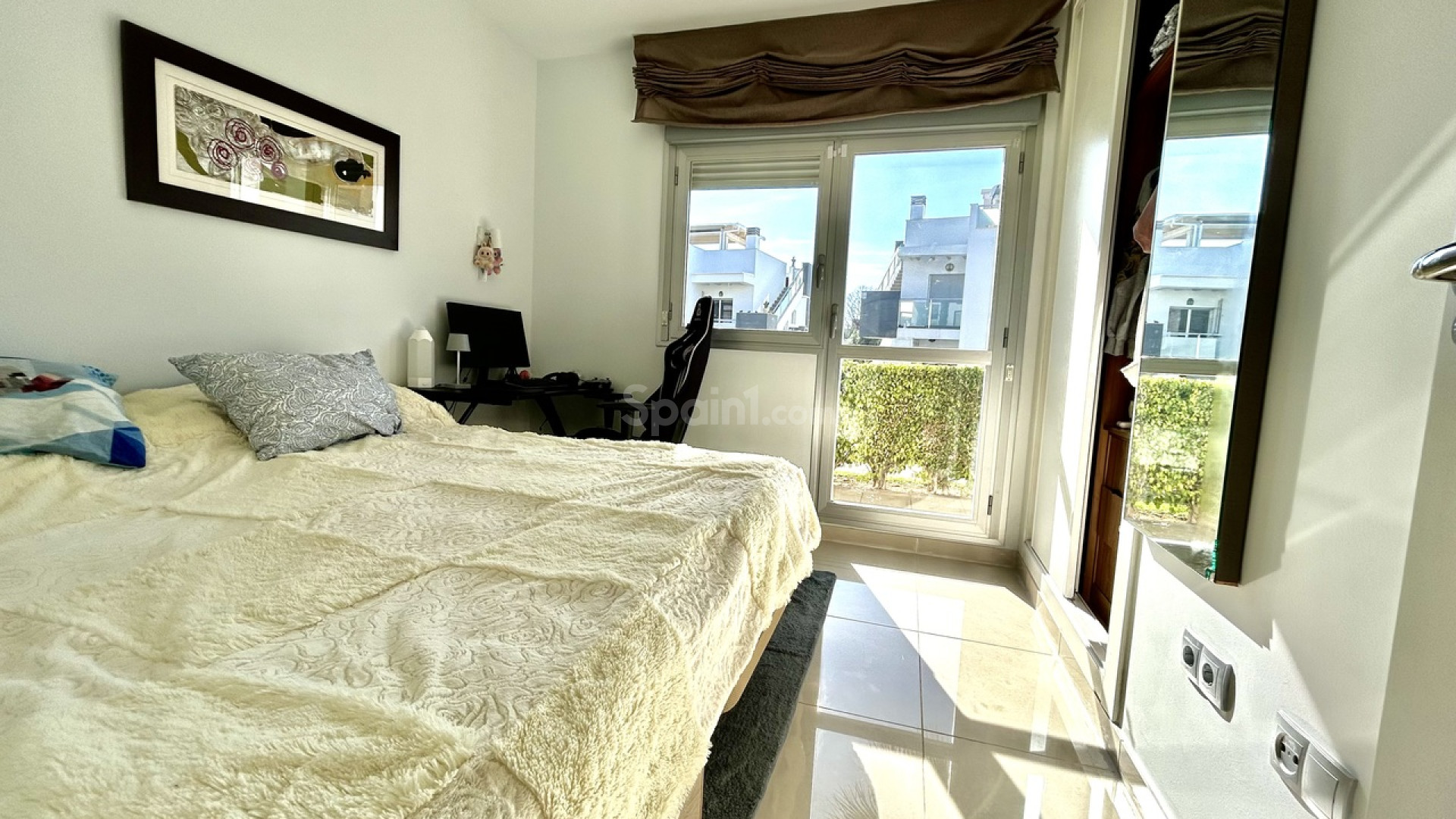 Resale - Apartment -
Punta Prima
