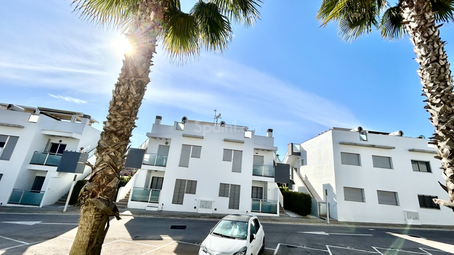 Resale - Apartment -
Punta Prima