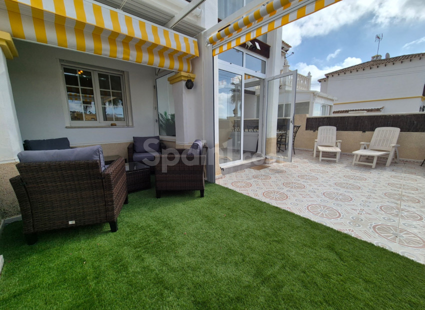 Resale - Apartment -
San Miguel de Salinas - Costa Blanca Sur