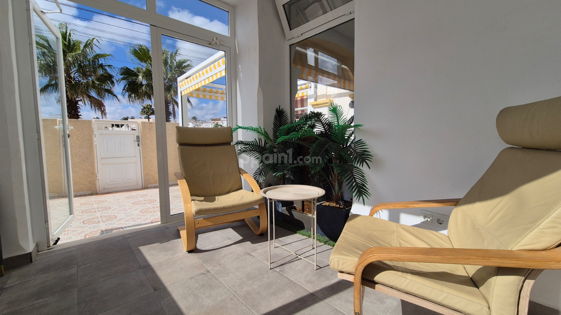 Resale - Apartment -
San Miguel de Salinas - Costa Blanca Sur
